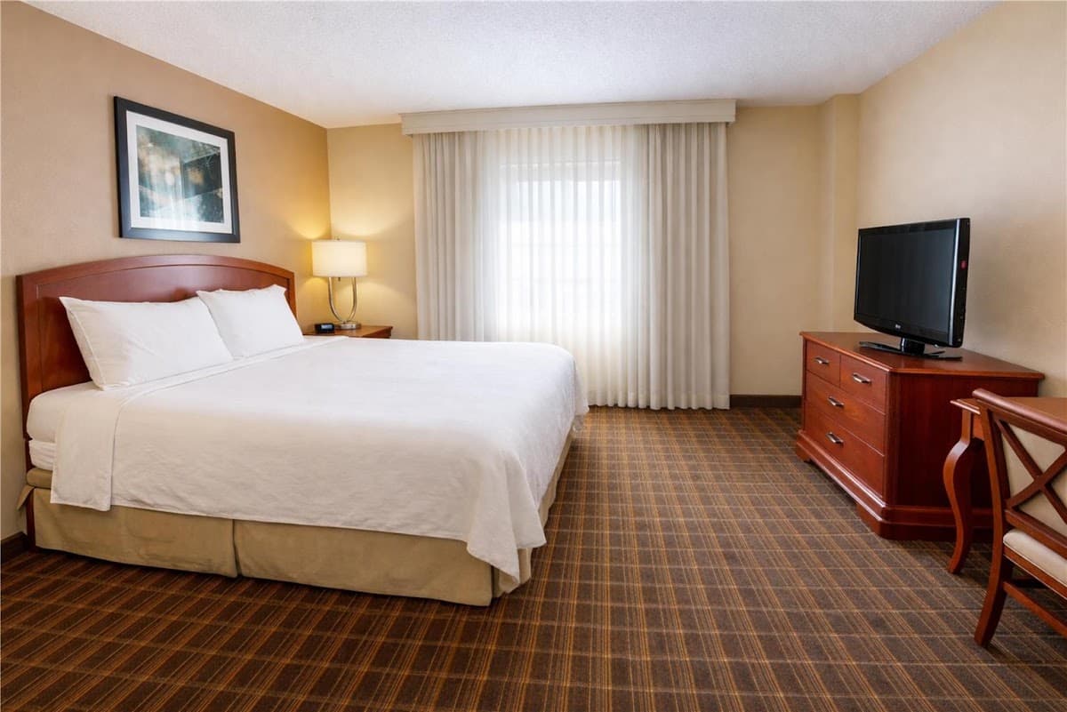 Embassy Suites by Hilton Greenville Golf Resort & Conference Center — photo 2