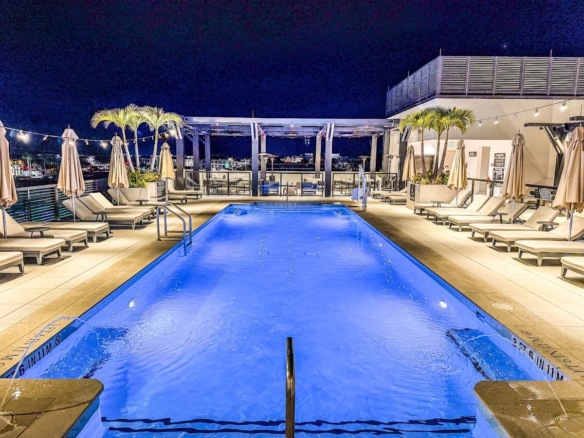 AC Hotel Naples 5th Avenue — photo 3