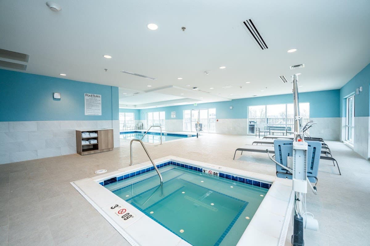 Holiday Inn Express & Suites Charlottesville by IHG — photo 3
