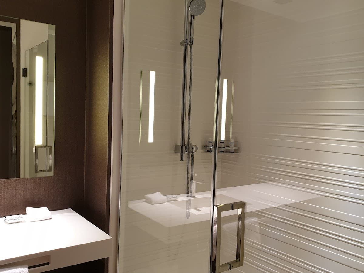 AC Hotel Irvine — photo 4