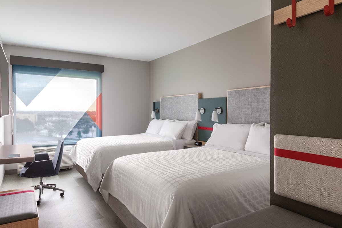 avid hotel Wisconsin Dells, an IHG Hotel — photo 2