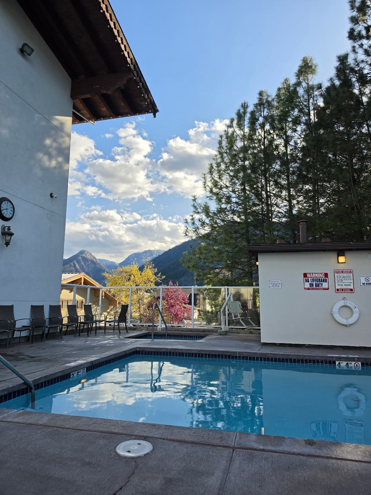 Bavarian Lodge — photo 3