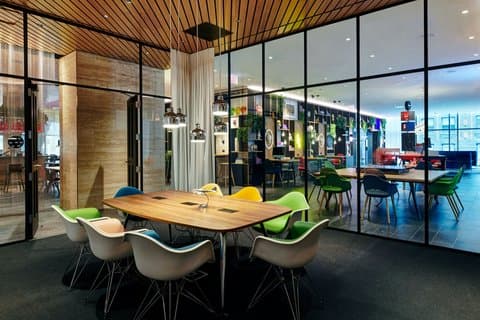 citizenM Chicago Downtown — photo 4