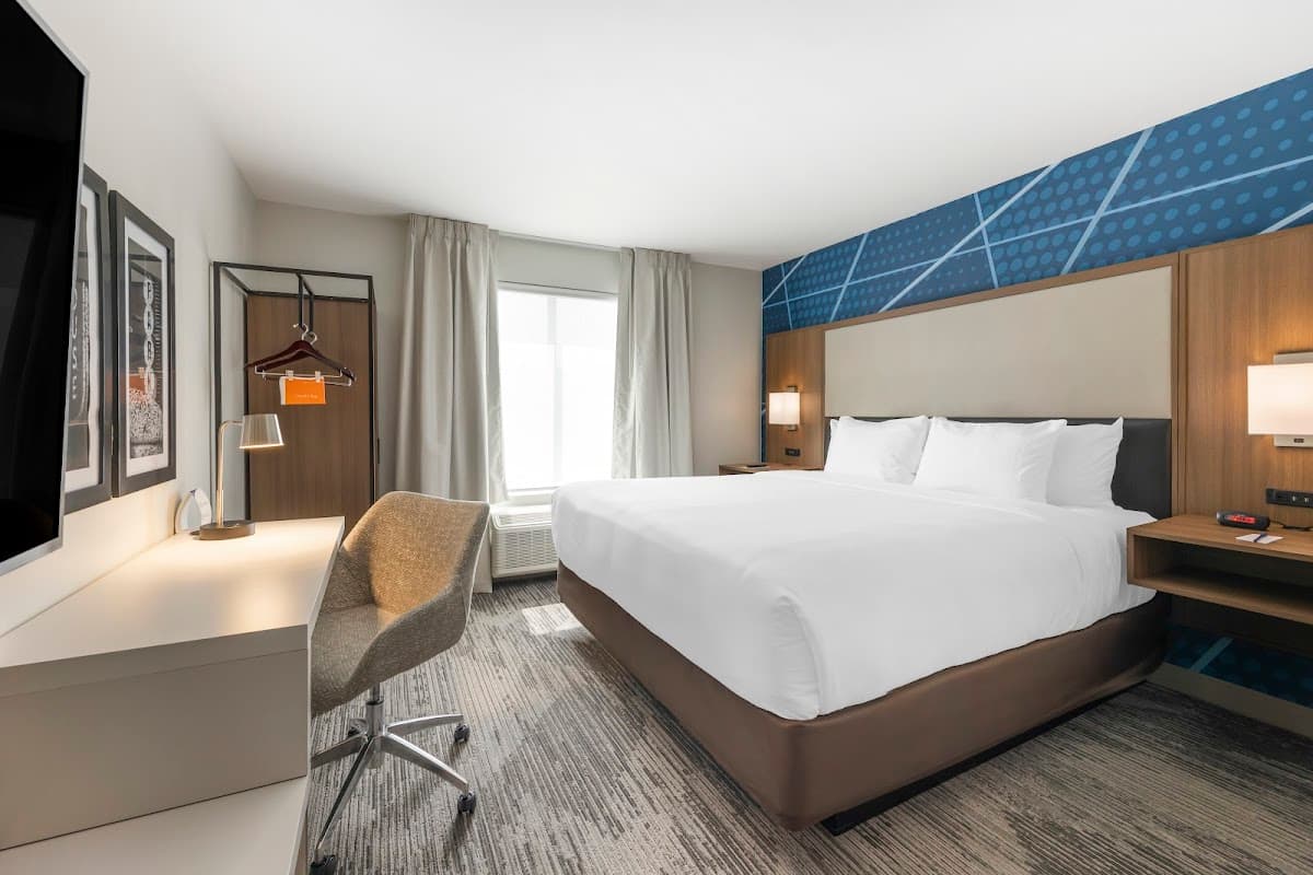 Comfort Inn & Suites Gallatin - Nashville Metro — photo 2