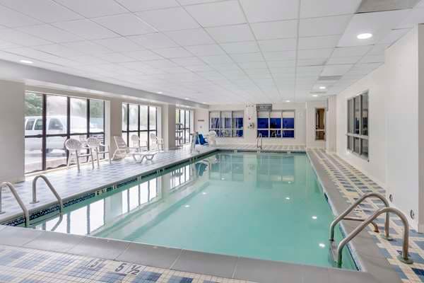 Comfort Inn & Suites Voorhees/Mt. Laurel — photo 3