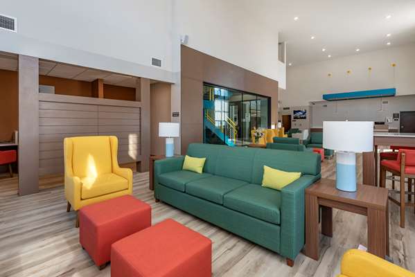 Comfort Suites Colorado Springs East - Medical Center Area — photo 5