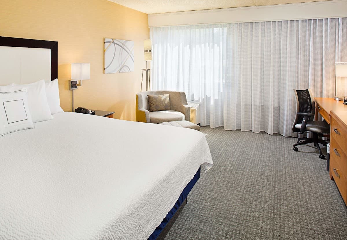 Courtyard by Marriott Montvale — photo 2