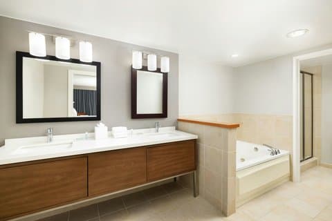 Courtyard by Marriott Montvale — photo 4