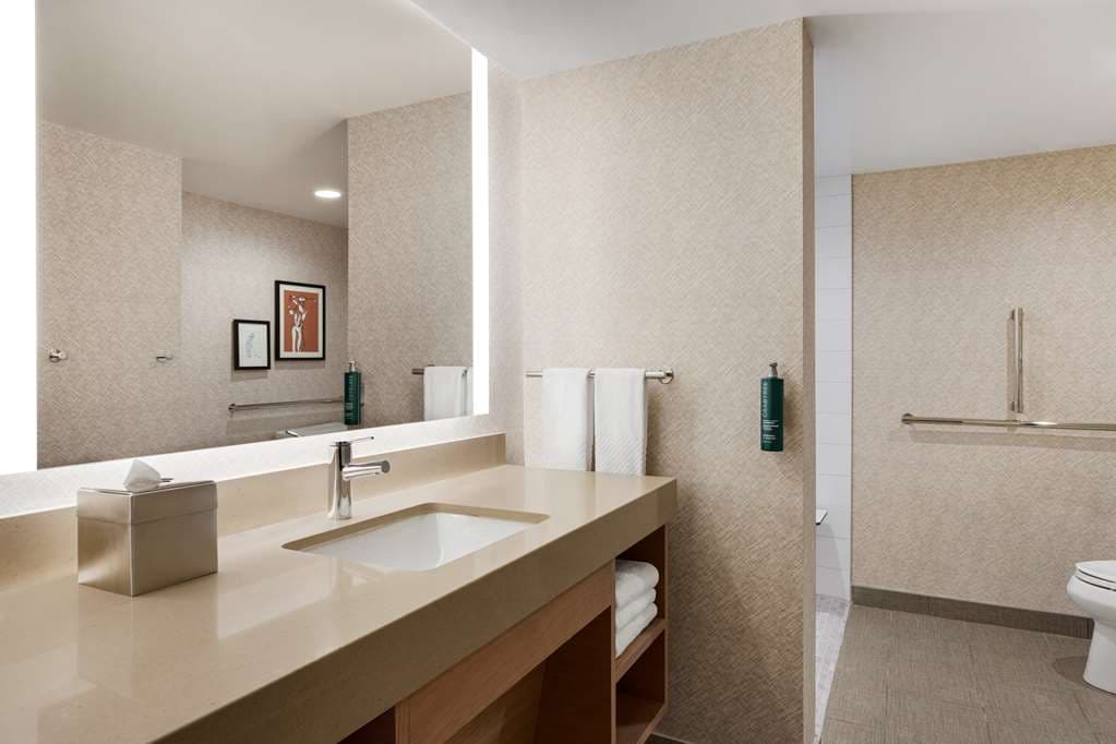 DoubleTree by Hilton Columbus Dublin — photo 4