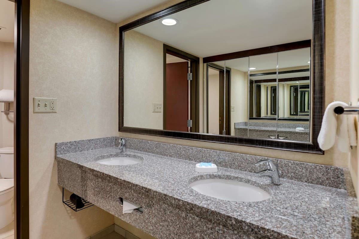 Drury Inn & Suites Atlanta Marietta — photo 4