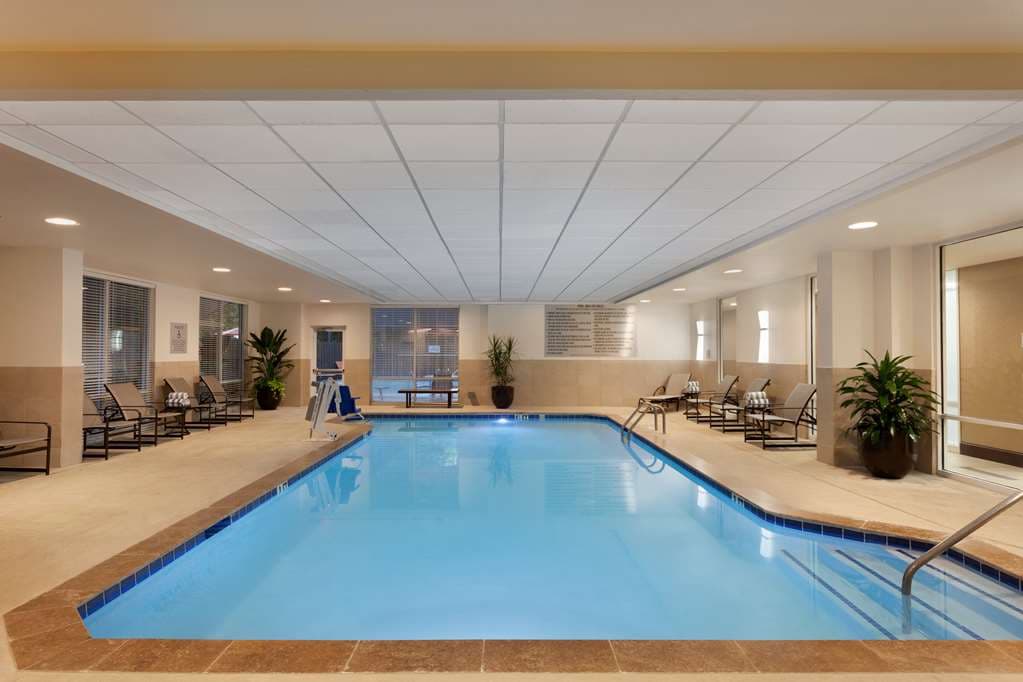 Embassy Suites by Hilton Atlanta Airport — photo 3