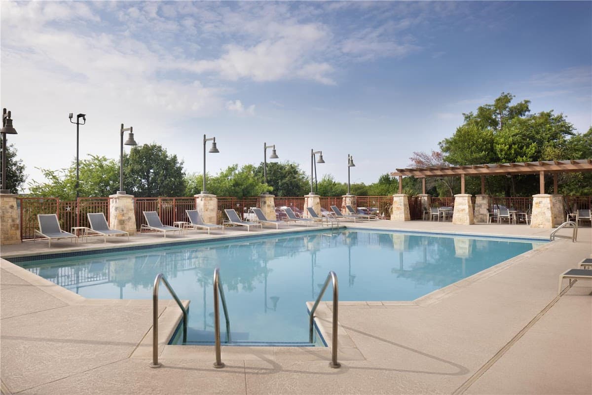 Embassy Suites by Hilton San Marcos Hotel Conference Center — photo 3