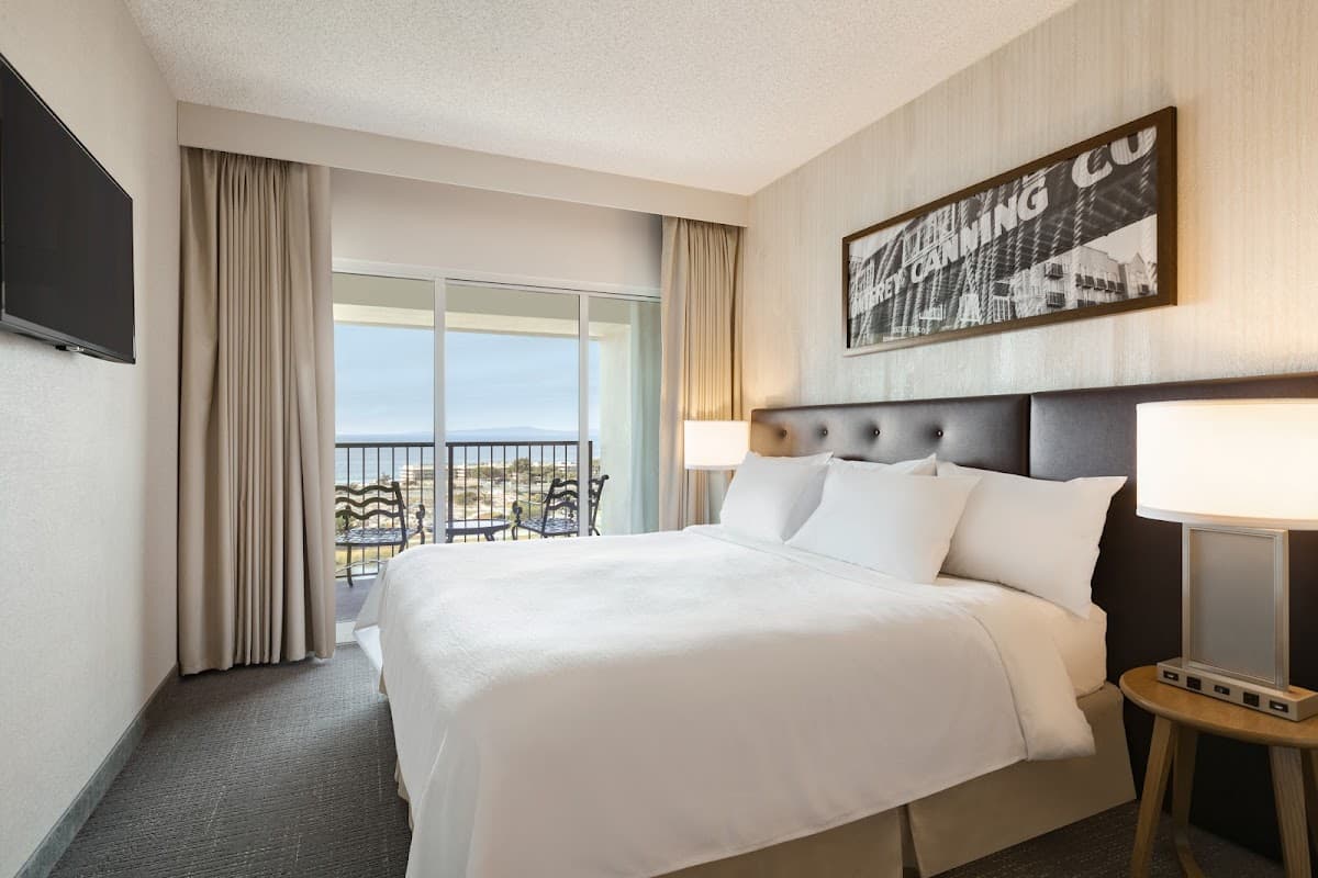 Embassy Suites by Hilton Monterey Bay Seaside — photo 2