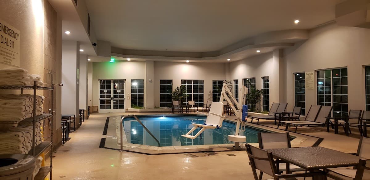 Embassy Suites by Hilton Monterey Bay Seaside — photo 3