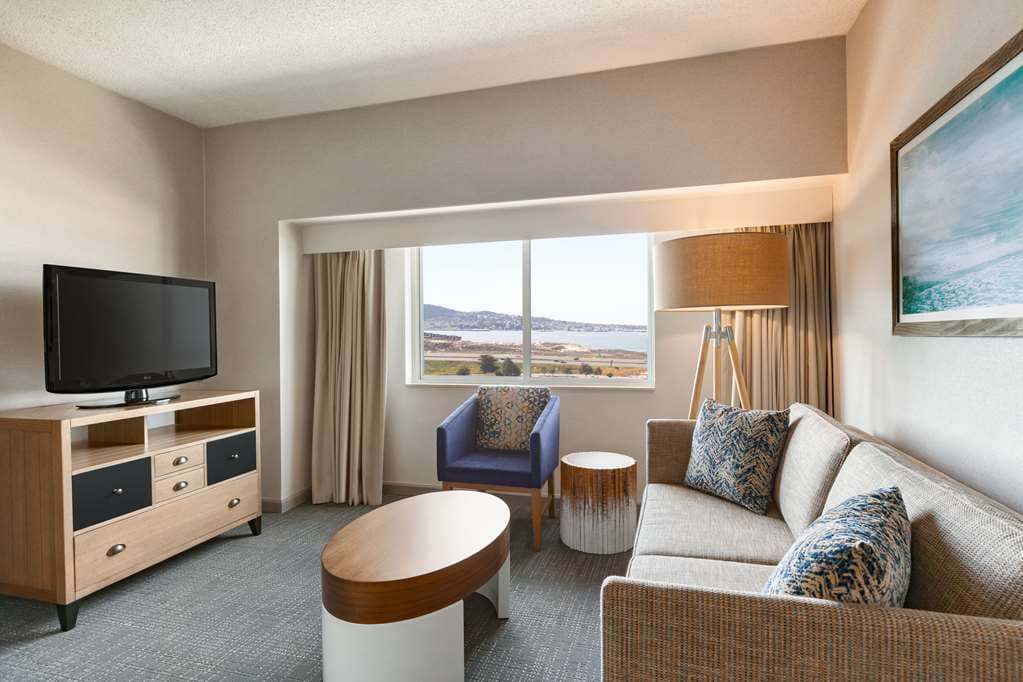 Embassy Suites by Hilton Monterey Bay Seaside — photo 5