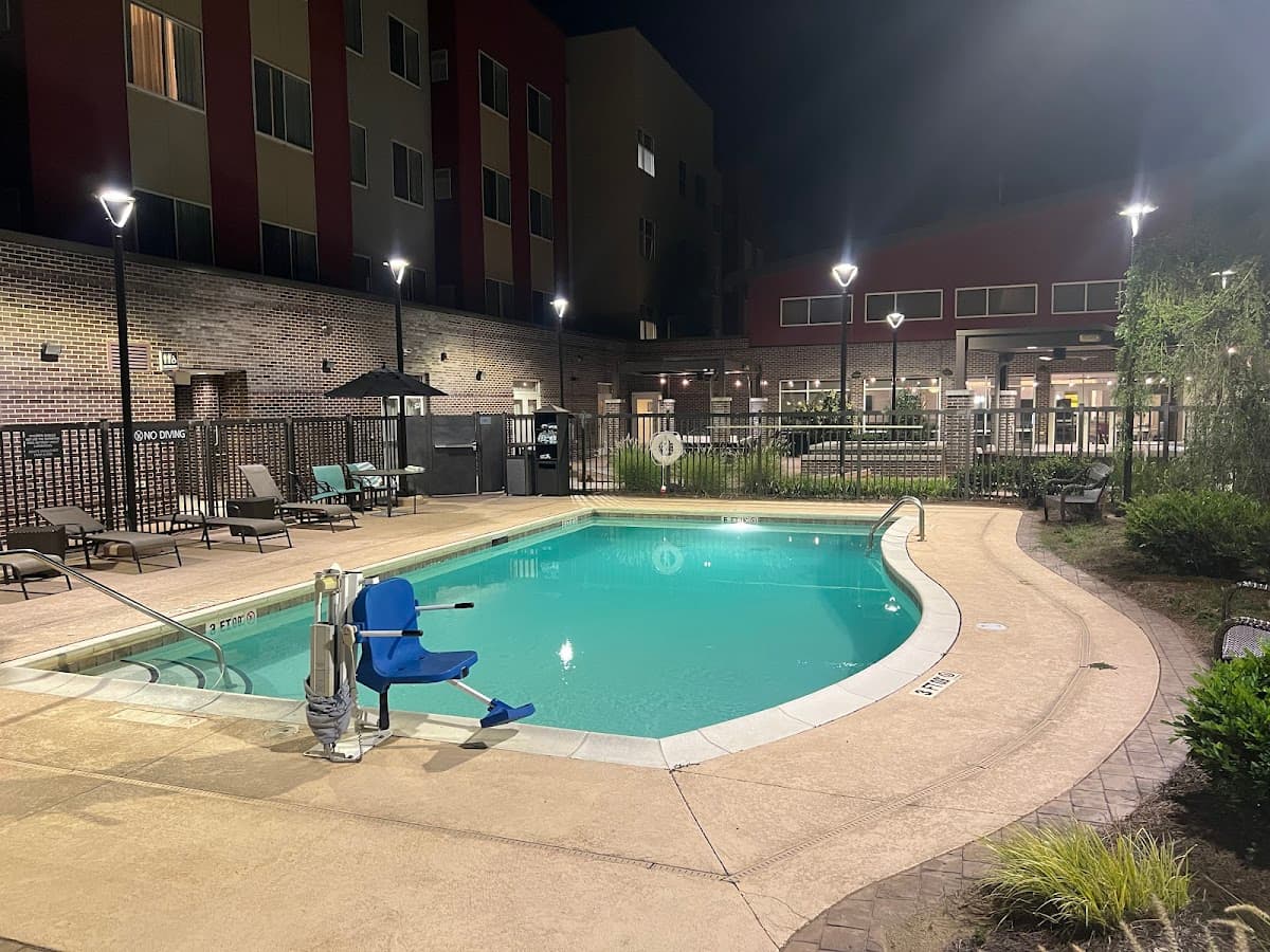 Fairfield by Marriott Inn & Suites Charlotte Airport — photo 3