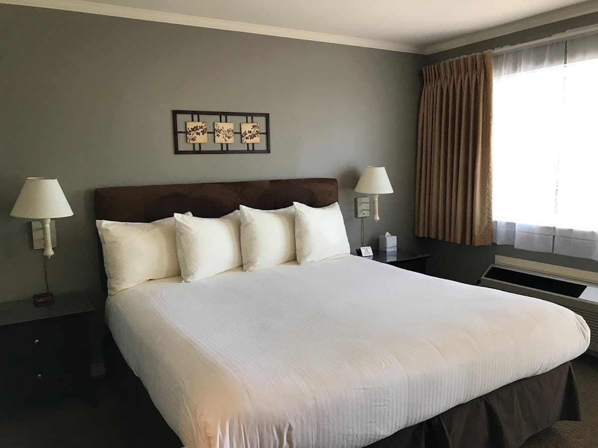 Golden Haven Spa LLC — photo 2