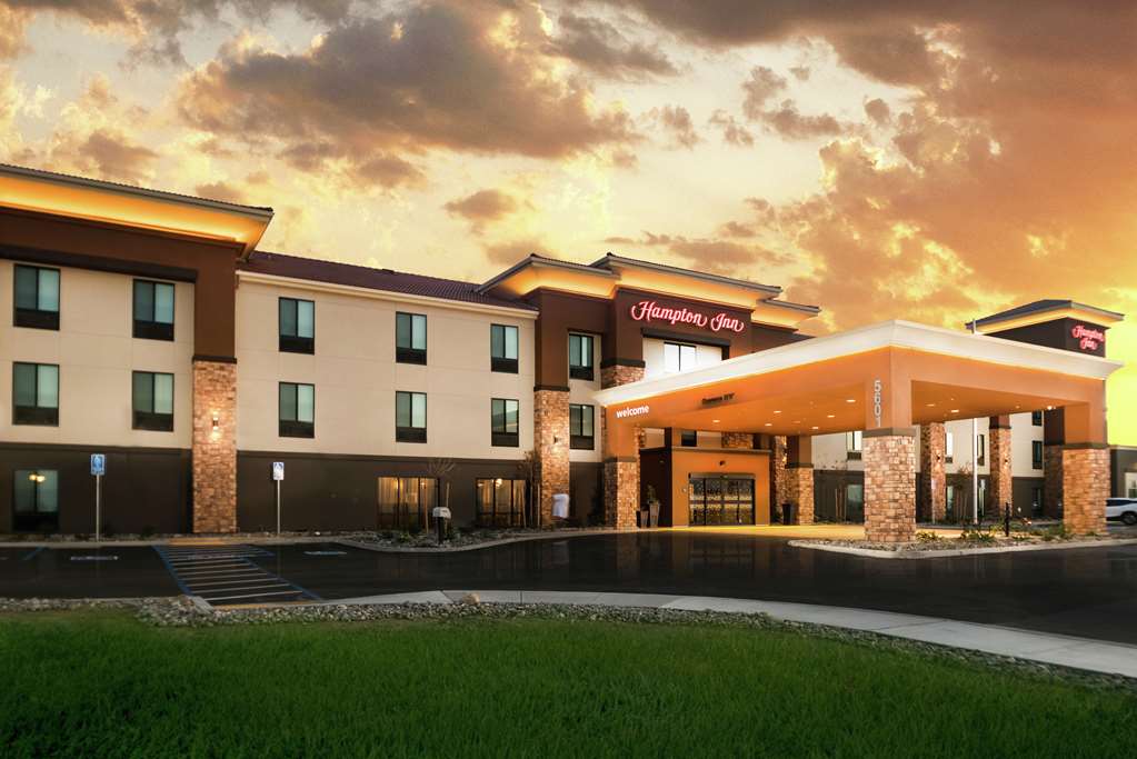 Hampton Inn Arvin Tejon Ranch — photo 1