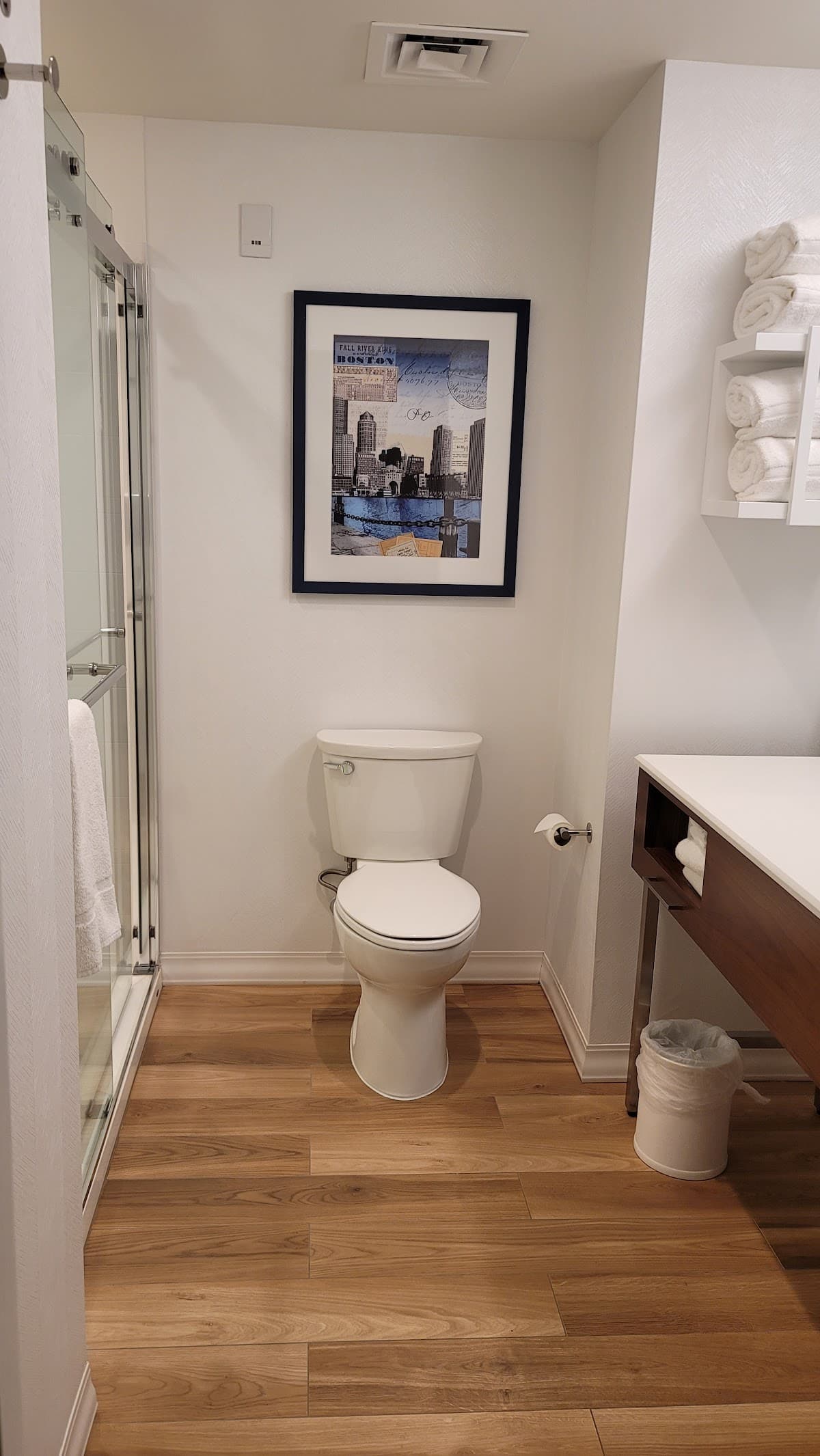 Hampton Inn Boston Seaport District — photo 4