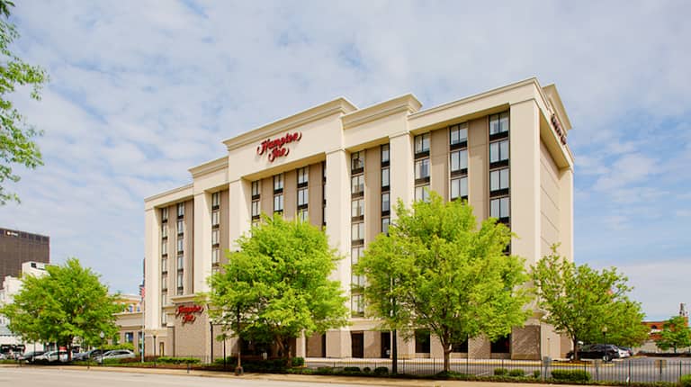 Hampton Inn Louisville Downtown