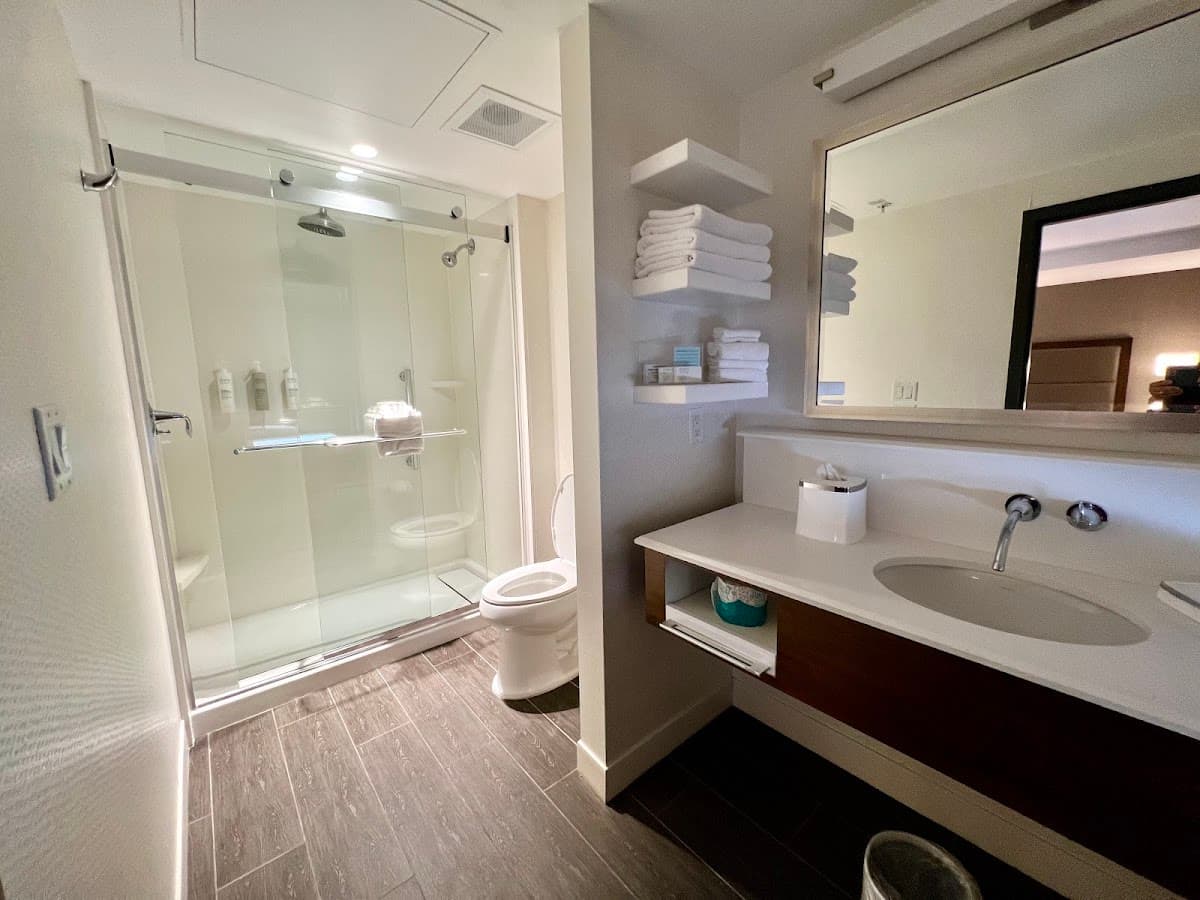 Hampton Inn & Suites Dallas Downtown — photo 4