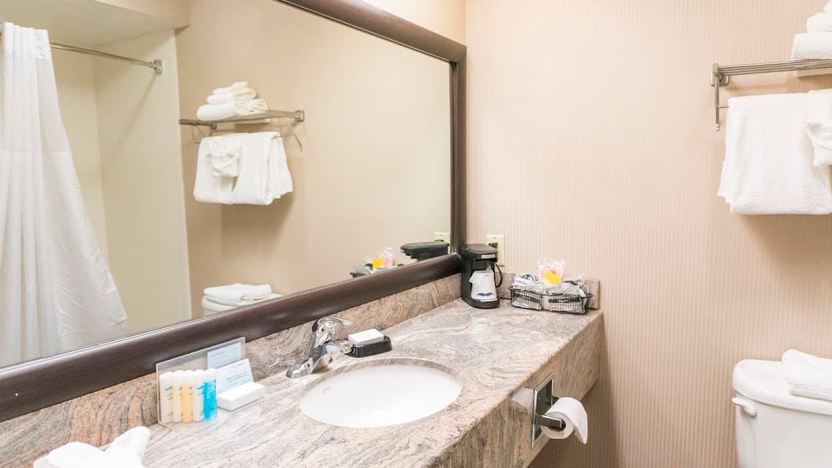 Hampton Inn New Philadelphia — photo 4