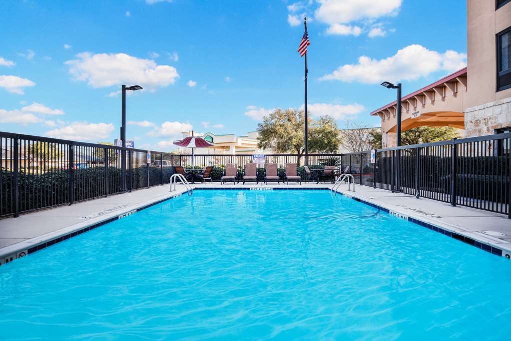 Hampton Inn & Suites San Marcos — photo 3