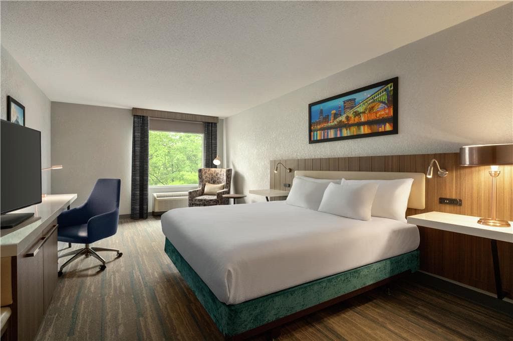 Hilton Garden Inn Cleveland Airport — photo 2