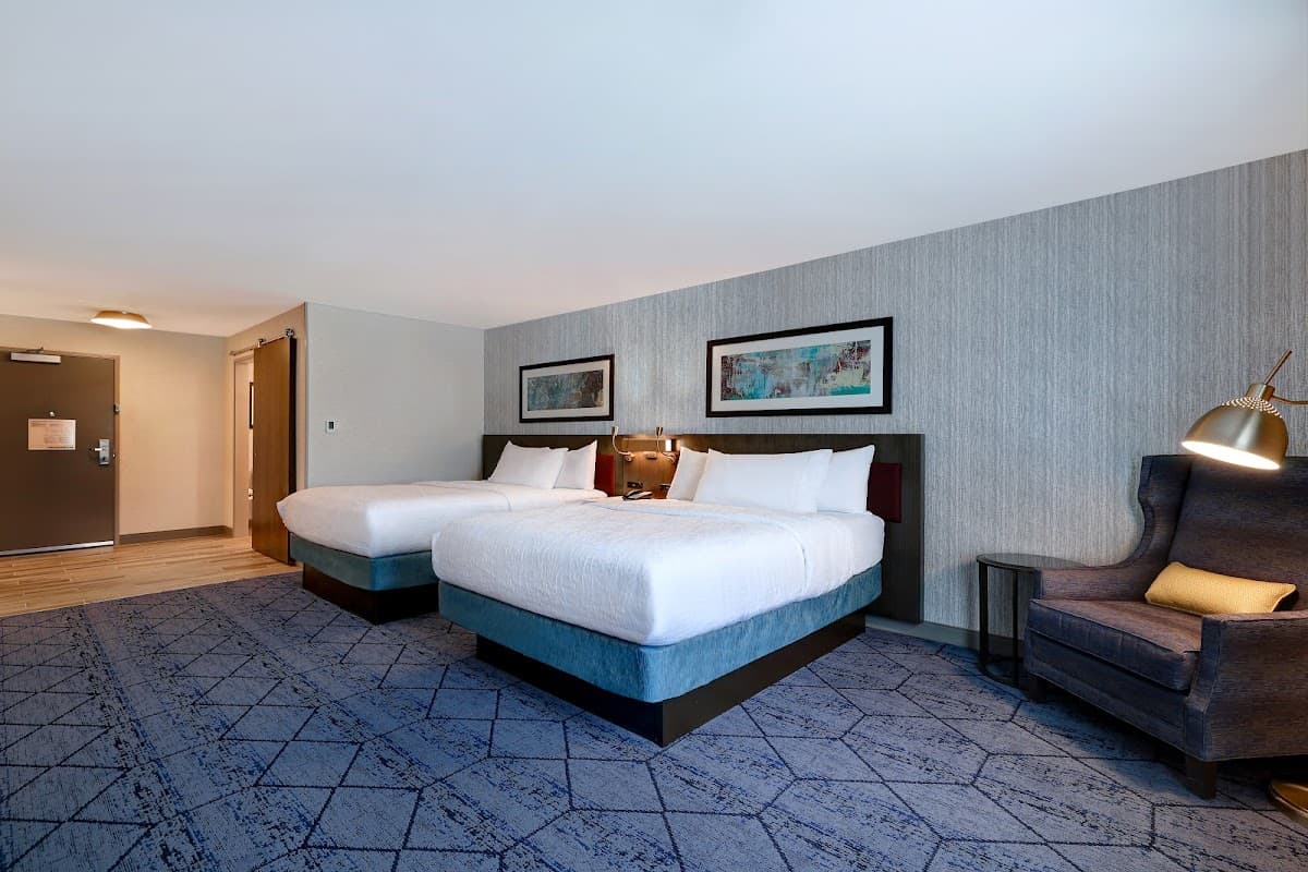 Hilton Garden Inn Cedar Rapids — photo 2
