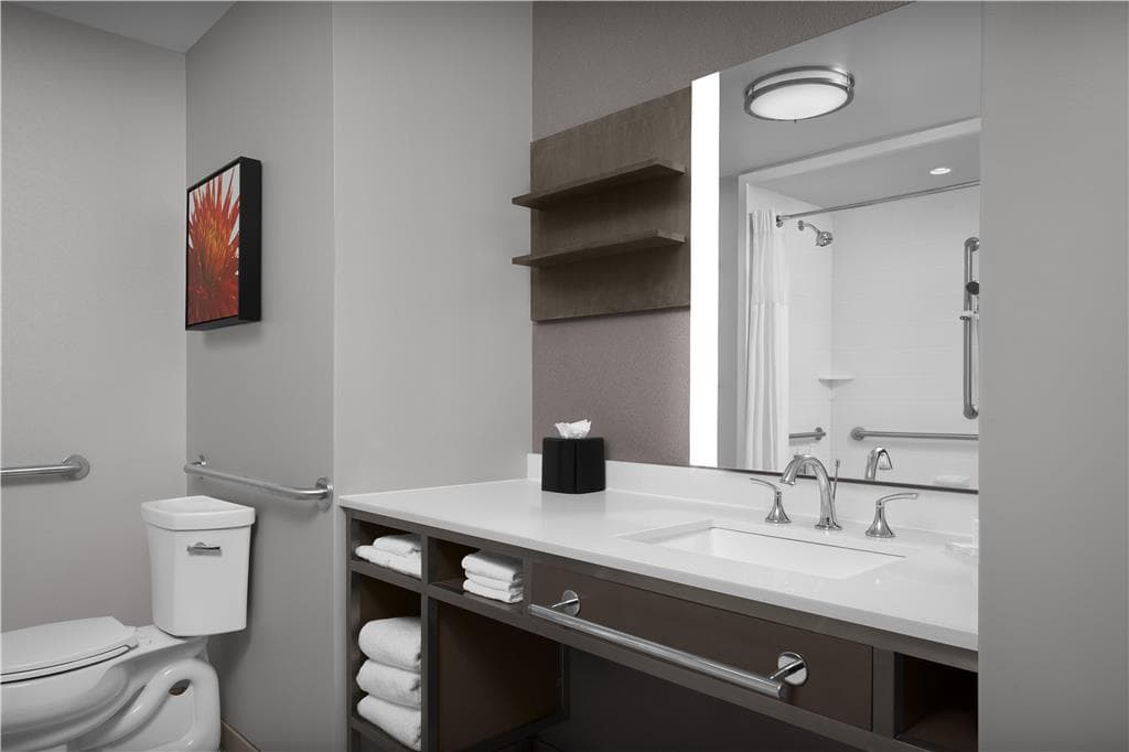 Hilton Garden Inn Charlotte Waverly — photo 4