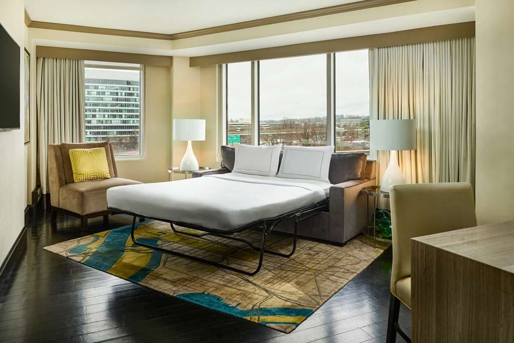 Hilton McLean Tysons Corner — photo 2