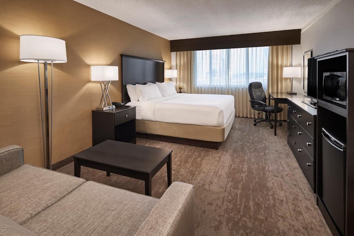 Holiday Inn Alexandria - Carlyle by IHG — photo 5