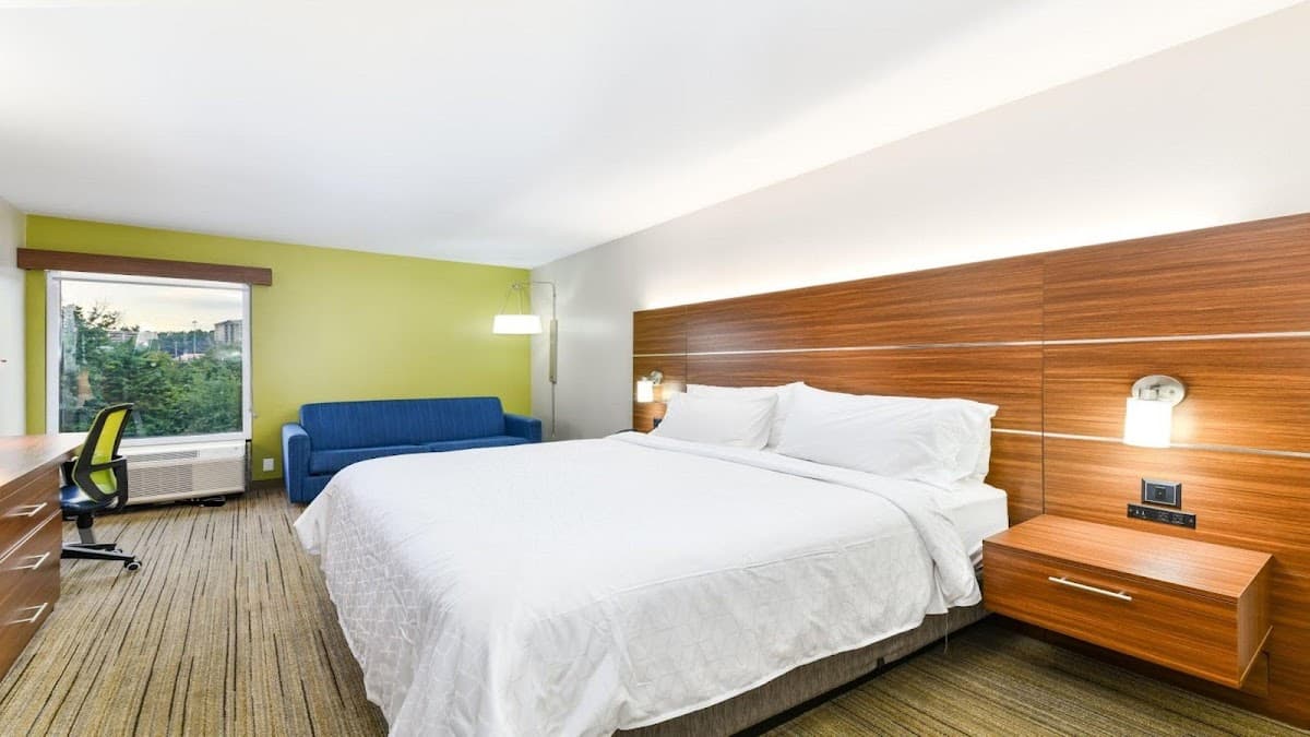Holiday Inn Express & Suites Pigeon Forge/Near Dollywood by IHG — photo 2
