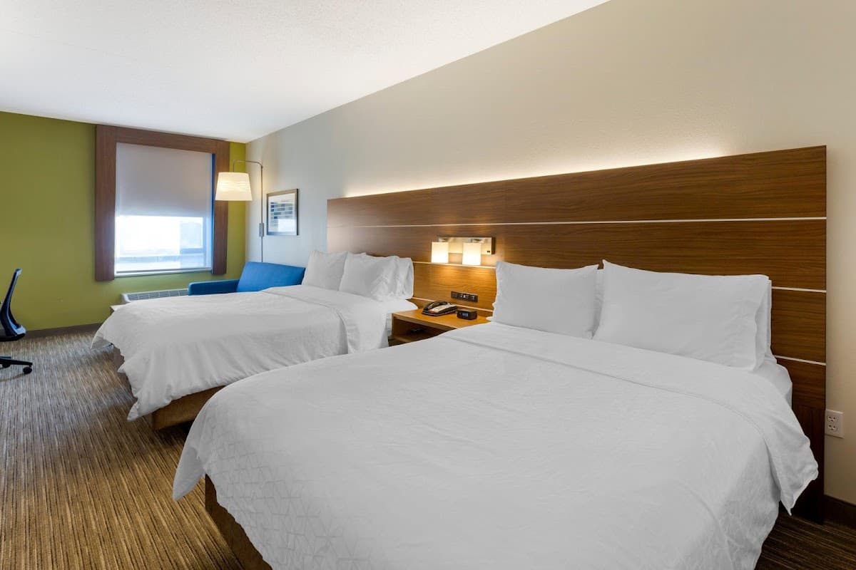 Holiday Inn Express & Suites Harrison by IHG — photo 2