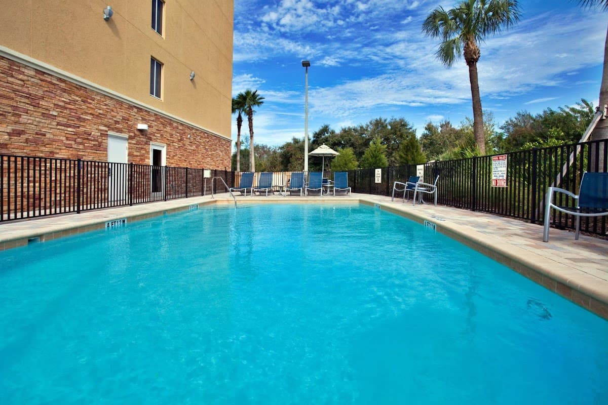 Holiday Inn Express & Suites Largo-Clearwater by IHG — photo 3