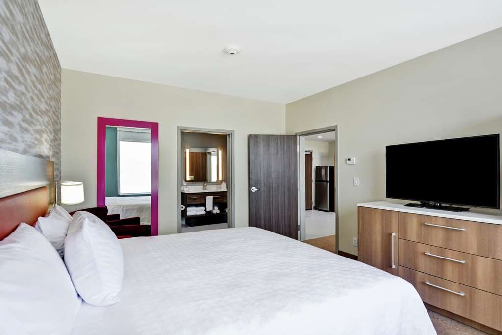 Home2 Suites by Hilton Bedford DFW West — photo 2