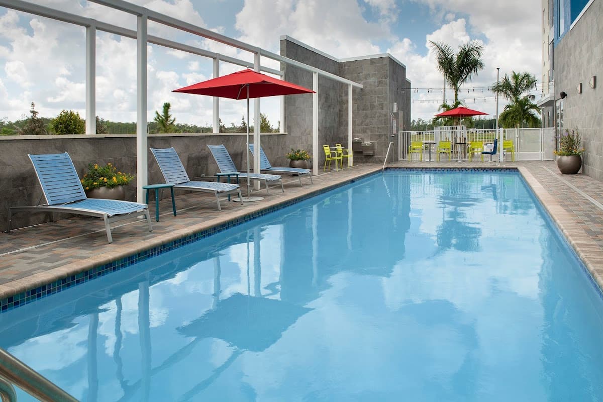 Home2 Suites by Hilton Fort Myers Airport — photo 3
