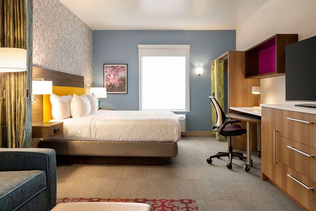 Home2 Suites by Hilton Colorado Springs I-25 Central — photo 2