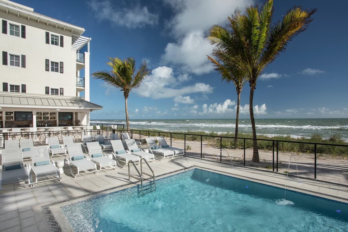 Hutchinson Shores Resort & Spa