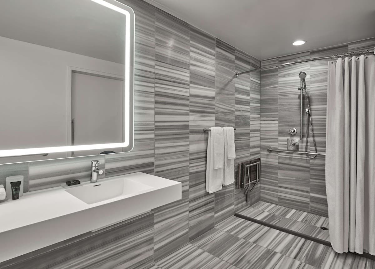 Hyatt Centric The Pike Long Beach — photo 4