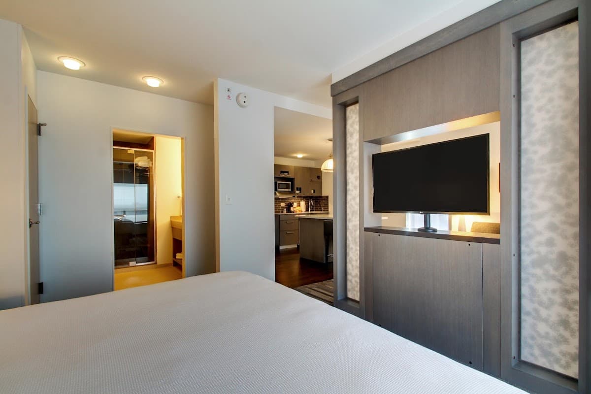 Hyatt House Chicago/Evanston — photo 2