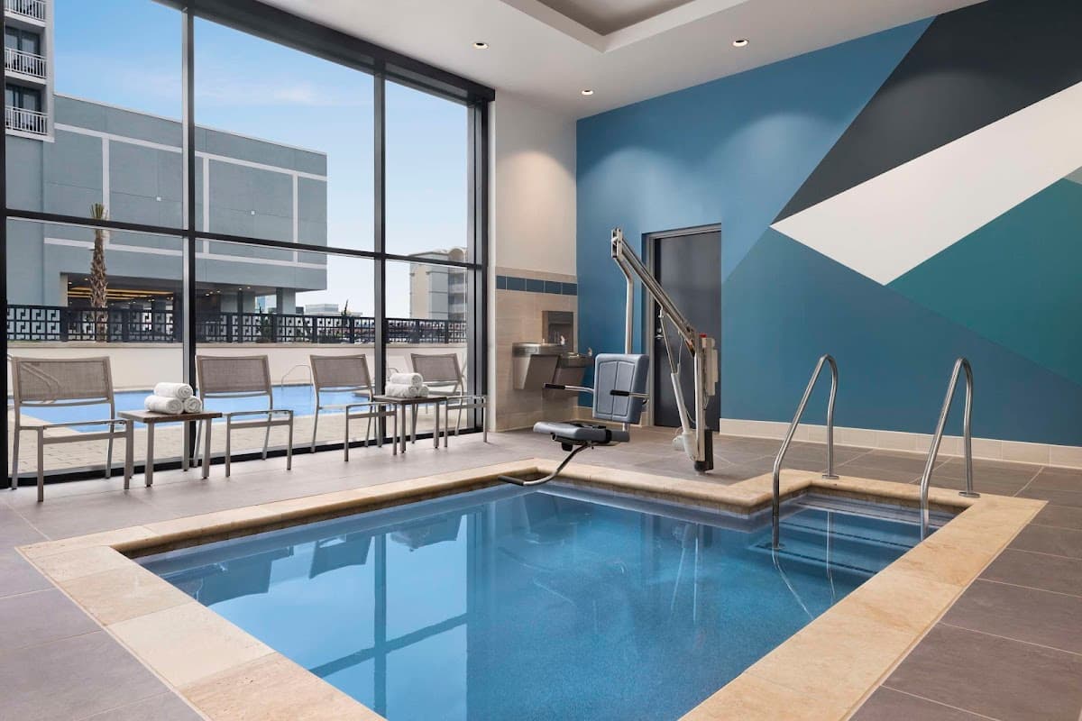 Hyatt Place Virginia Beach / Oceanfront — photo 3