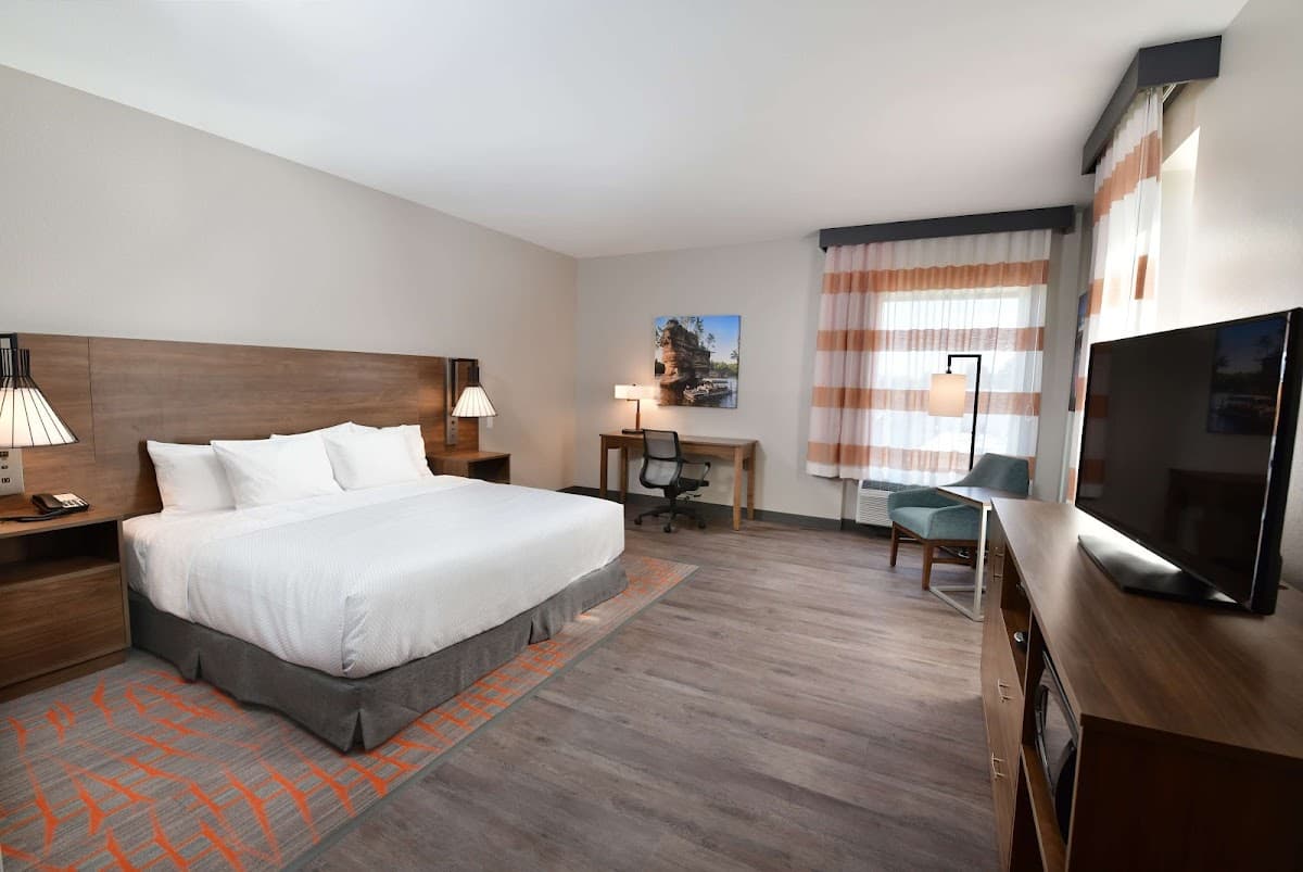 La Quinta Inn & Ste by Wyndham Wisconsin Dells- Lake Delton — photo 2