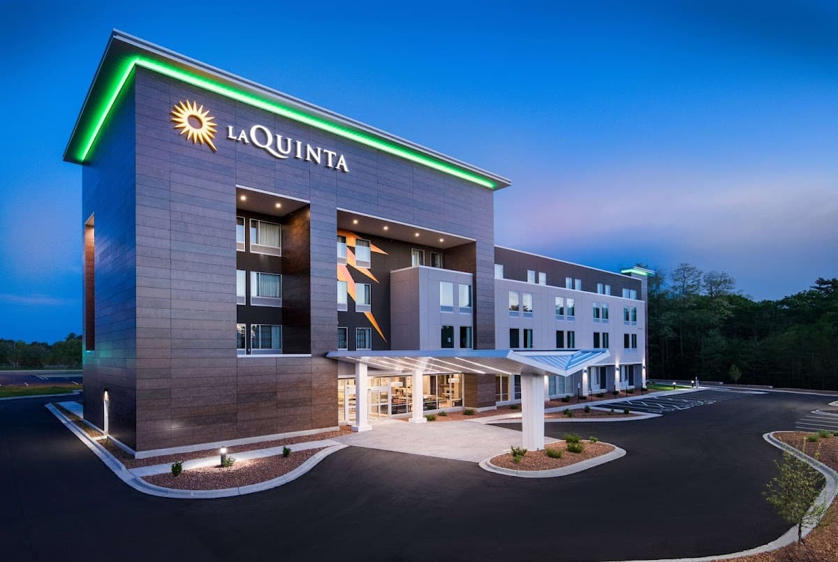 La Quinta Inn & Ste by Wyndham Wisconsin Dells- Lake Delton — photo 5