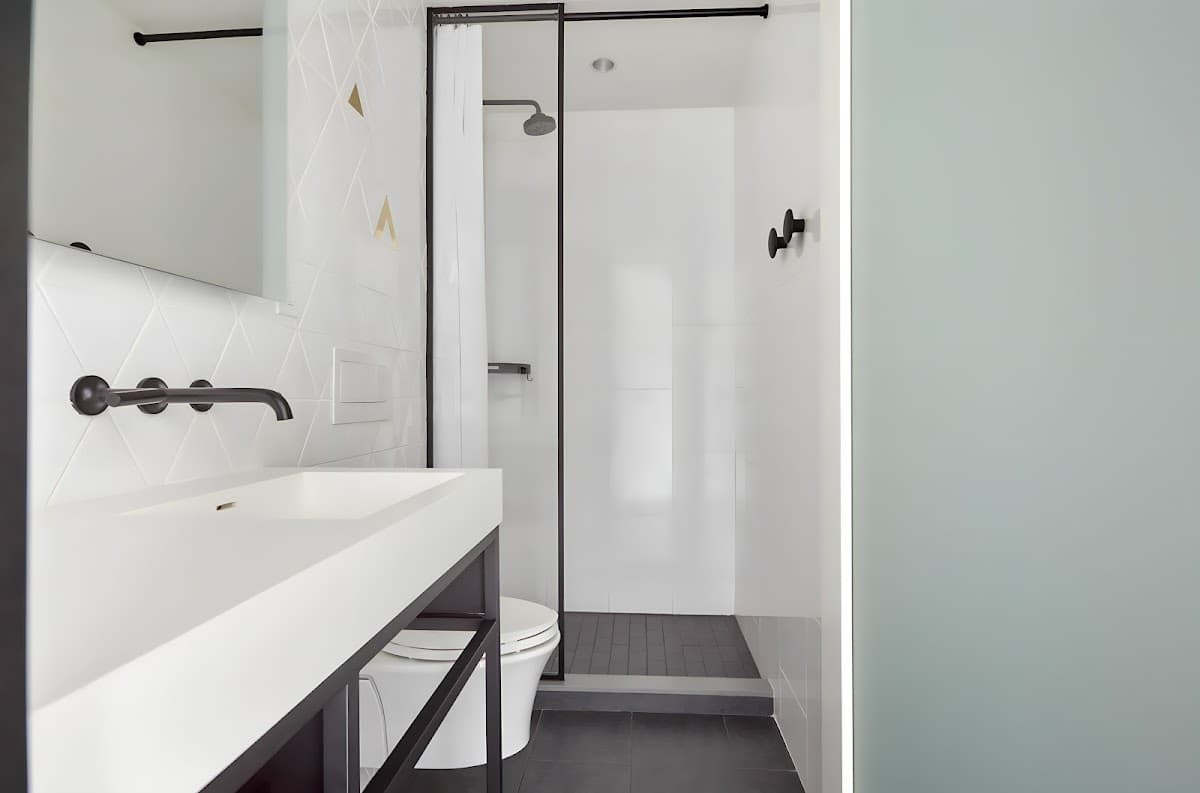 Lark Hotels 907 Main Hotel — photo 3