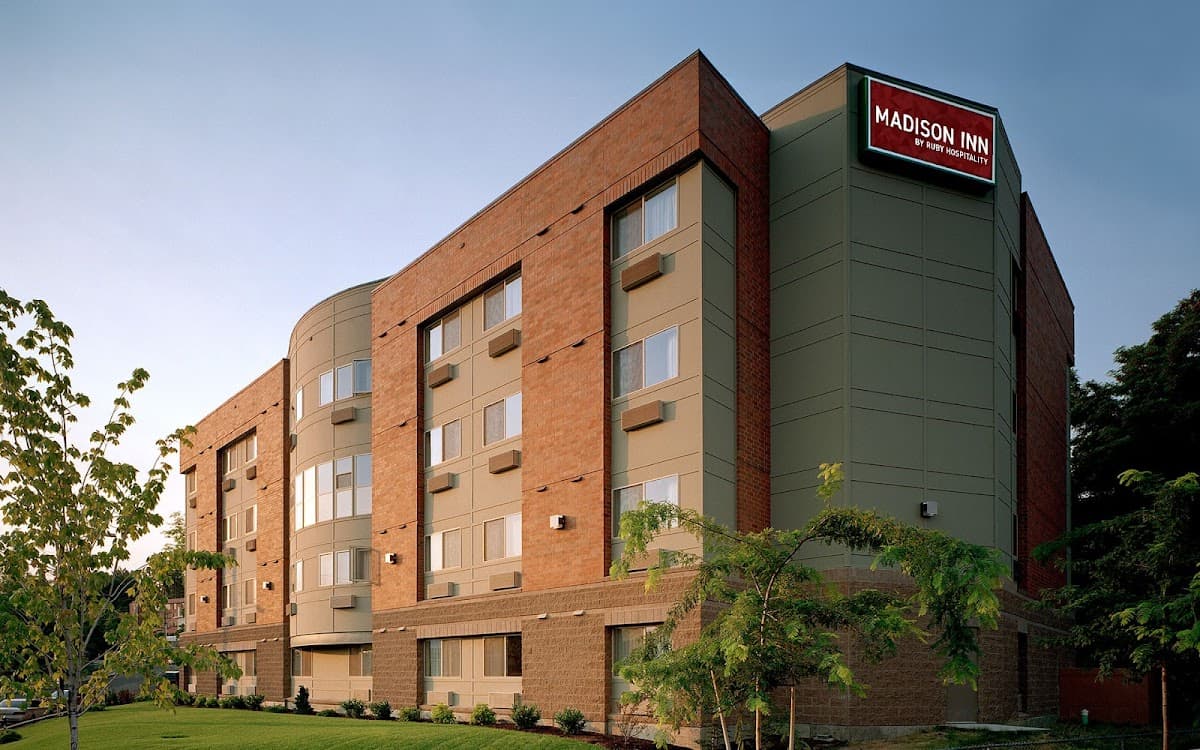 Madison Inn | Hospital District Spokane