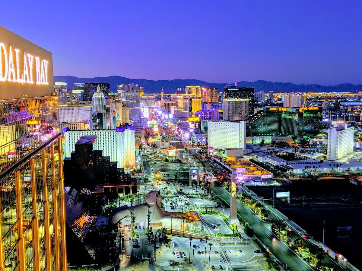 Mandalay Bay — photo 2