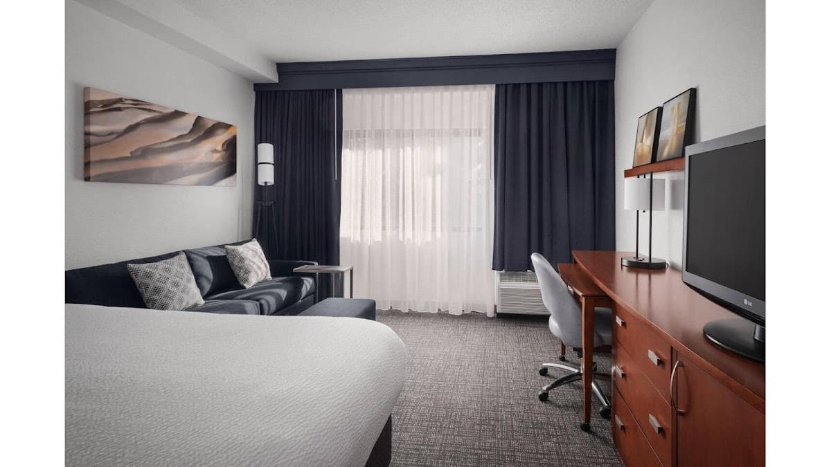 Courtyard by Marriott Rockville — photo 2