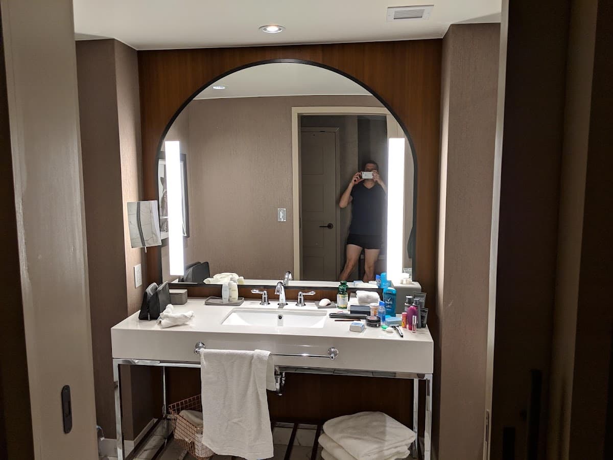 Omni Louisville Hotel — photo 4