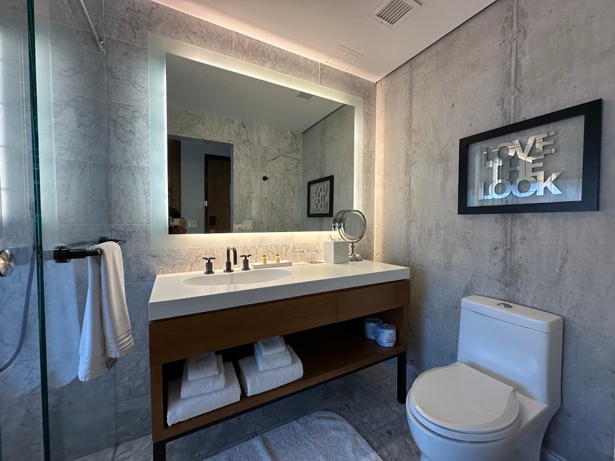 Renaissance New York Midtown Hotel — photo 3